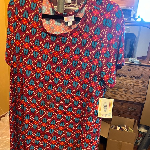 LuLaRoe Carly NWT size xl - Picture 1 of 3